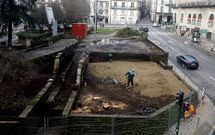 El nuevo parque infantil en la plaza de Galicia suscita las cr�ticas de los socialistas.