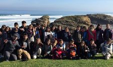 Los alumnos de Boimorto, Arz�a y Sobrado dos Monxes hicieron una parada en la playa de As Catedrais. 