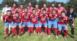 La plantilla que dirige Pedro G�mez la forman 21 futbolistas y en la liga causaron baja el medio Adri�n Fraga (Cacheiras) y Joaqu�n. 