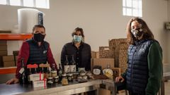 En Carabu�as realizan productos con sabugueiro