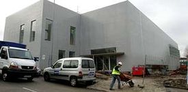 El edificio del centro social ya est� listo y solo falta el adecentamiento del entorno.