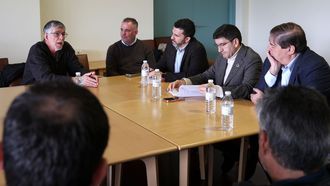 El delegado y el subdelegado del Gobierno se reunieron con la Plataforma en Defensa da R�a de Arousa en relaci�n al punto de vertido de S�lvora