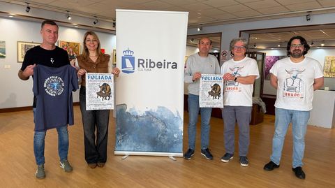 Organizadores del festival y representantes municipales presentaron la foliada de este s�bado