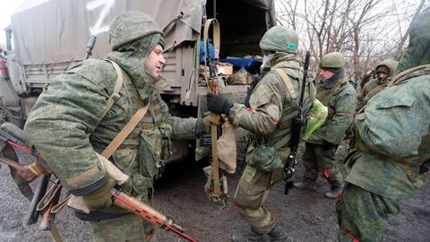 Cargas de armamento para las tropas pro-rusas en Rybinskoye