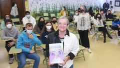 Isabel Blanco en la presentaci�n de su libro �Galegas na ciencia� en el instituto Laxeiro de Lal�n
