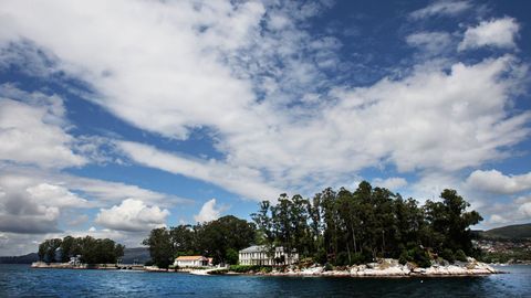 Illa de San Sim�n, en la r�a de Vigo