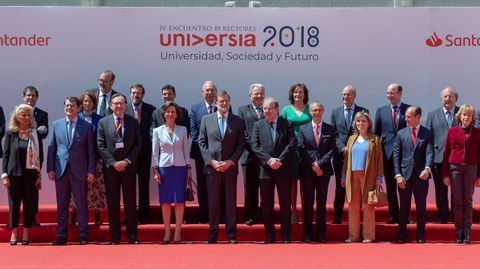Rajoy y Ana Bot�n, con responsables de las universidades