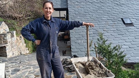 Isabel Mart�nez en La Viliella, en Cangas del Narcea