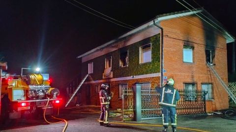 Vivienda afectada por el fuego.