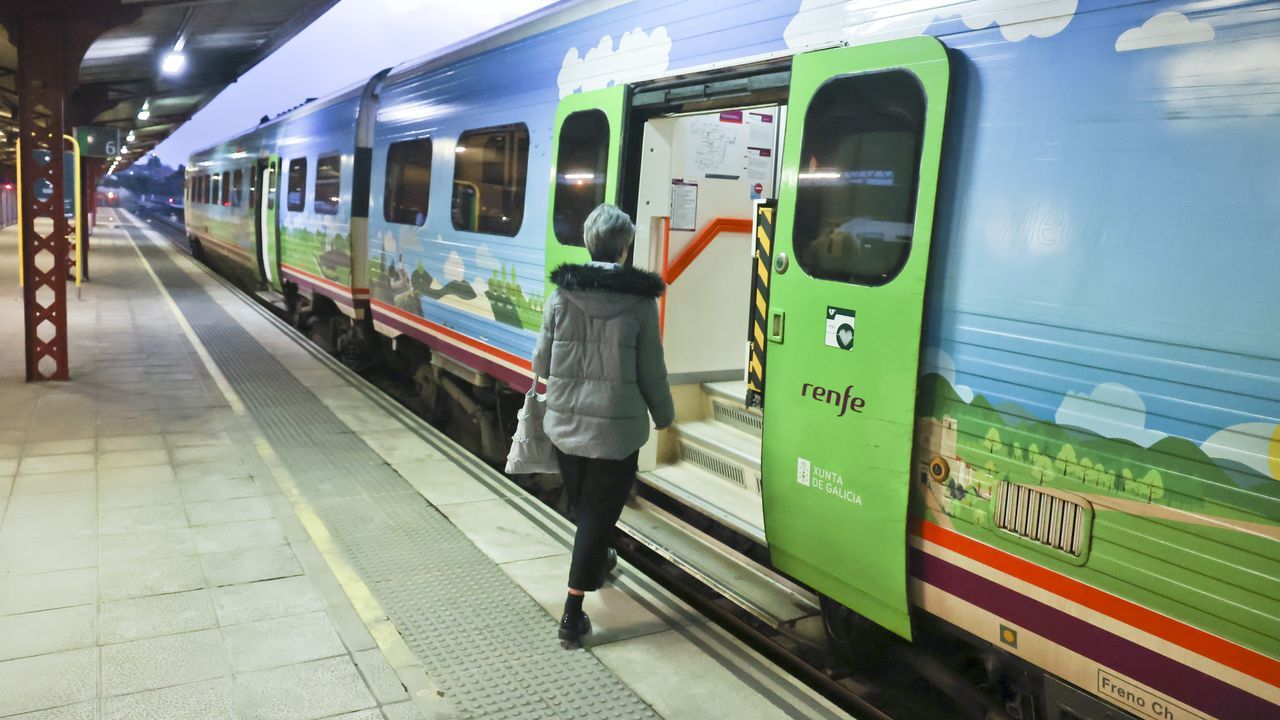 El PP critica la falta de avances en la modernización del tren a Ferrol ...