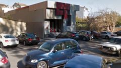 Exterior del tanatorio que organiz� la colecta