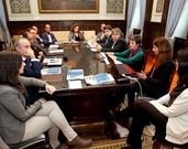 Luisa Cid presidi� una reuni�n con los agentes tur�sticos