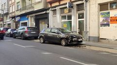 El coche que sufri� los da�os estaba aparcado en la calle Roberto Baamonde