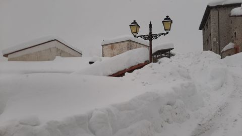 Sotres cuenta con ms de metro y miedo de nieve acumulada