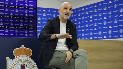 Fernando Soriano, en la sala de prensa del D�por Training Center.