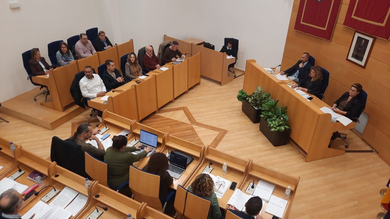 El pleno del Concello de Narón da «luz verde» a la prórroga del Convenio de Transporte Metropolitano de Galicia