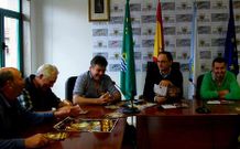 Alcalde y organizadores presentaron ayer la feria en Cruces.