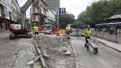 Trabajos acometidos el viernes para la eliminaci�n de la isleta del p�rking del Cant�n.