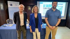De izquierda a derecha, el doctor Antonio Pose; Bel�n Cabana, directora m�dica del Balneario Compostela; y el doctor Jos� Domingo Moure.