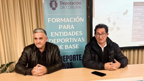 Marcos Fajardo y Antonio Leira, en la jornada celebrada en Boiro.