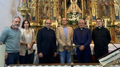 Algunos de los participantes en la inauguracin visitaron despus el santuario de A Ermida, designado este ao como templo jubilar 