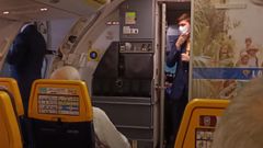 Imagen del vuelo entre Santiago y Gran Canaria que sali� con casi un d�a de retraso