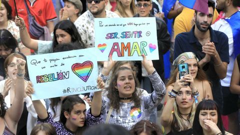 Manifestantes durante el Orgullo LGTBI en Santiago en el año 2023