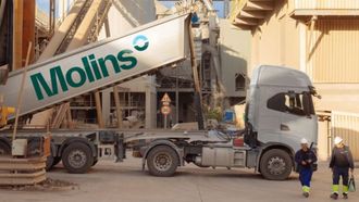 Factor�a de Cementos Molins.