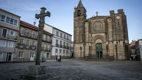 Iglesia de San Martiño en Noia