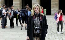 Susan Mann, que estuvo ayer en Compostela, promueve iniciativas para impulsar el Camino.