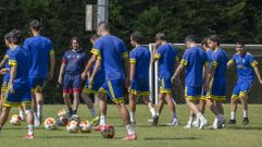 El �ltimo entrenamiento comenz� con una hora de retraso tras una larga charla del t�cnico.