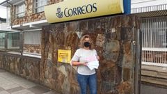 �ngeles Balseiro, con cartas que envi� al presidente del Gobierno