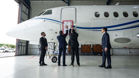 El secretario de Estado de EE.UU., Marco Rubio, supervisa la confiscaci�n del avi�n venezolano que utiliza Maduro y Delcy Rodr�guez