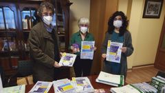 Personal del GDR chairego con la alcaldesa de Vilalba, Elba Veleiro (en el centro)