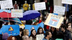 Concentraci�n en Burela contra la LOMCE.Concentraci�n en Burela contra la LOMCE