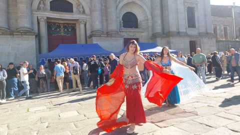 Baile en la feria medieval de Lugo