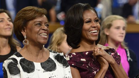 Marian Robinson con su hija Michelle Obama en una convencin del Partido Demcrata en Charlotte (Estados Unidos)