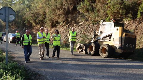 Visita del delegado territorial, Manuel Pardo, a las obras de Avión