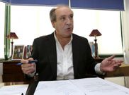 Jos� Garc�a Li�ares sospecha que Louz�n trata de arrebatarle apoyos, pero cree que le llegar�n. 
