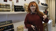Celsa elabora bisuter�a artesanal de macram�, cristales o encaje