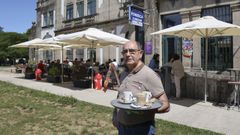 El hostelero santiagu�s Juan Ram�n P�rez se puso en 1984 al frente de la cafeter�a y comedor Fonseca, en el Campus Vida