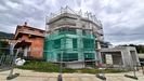 Imagen de la construcci�n en la calle Arnelas en Teis