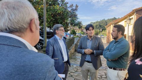 El consejero Ciencia, Borja Snchez, en la presentacin tarifa rural en Illas