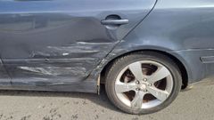 Imagen del veh�culo Skoda tras ser embestido por el conductor de un turismo marca Volkswagen este domingo.
