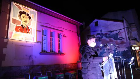 Acto en Carballo: inauguraci�n dunha ilustraci�n, lectura de poemas e actuaci�n do grupo Quercus Blues