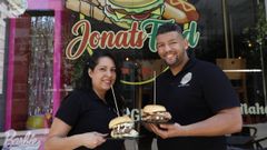 Nathalie y Joe, con algunas de sus propuestas m�s pedidas