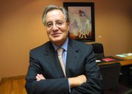 P�rez, en un acto sobre empresas familiares, en 2004