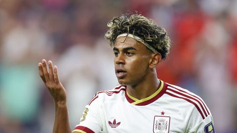 Yamal, durante el partido de semifinales contra Francia