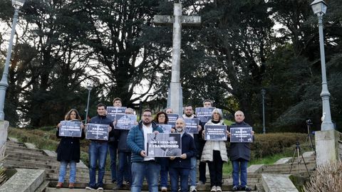 Concentracin del BNG ante la cruz del Castro