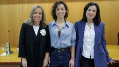 Desde la izquierda, Sandra Faginas, Rosa Rodr�guez y Emma Lezcano, este jueves en la Facultade de Filolox�a de la UDC